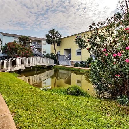 Renovated Pensacola Beach Condo With Community Pool! 외부 사진