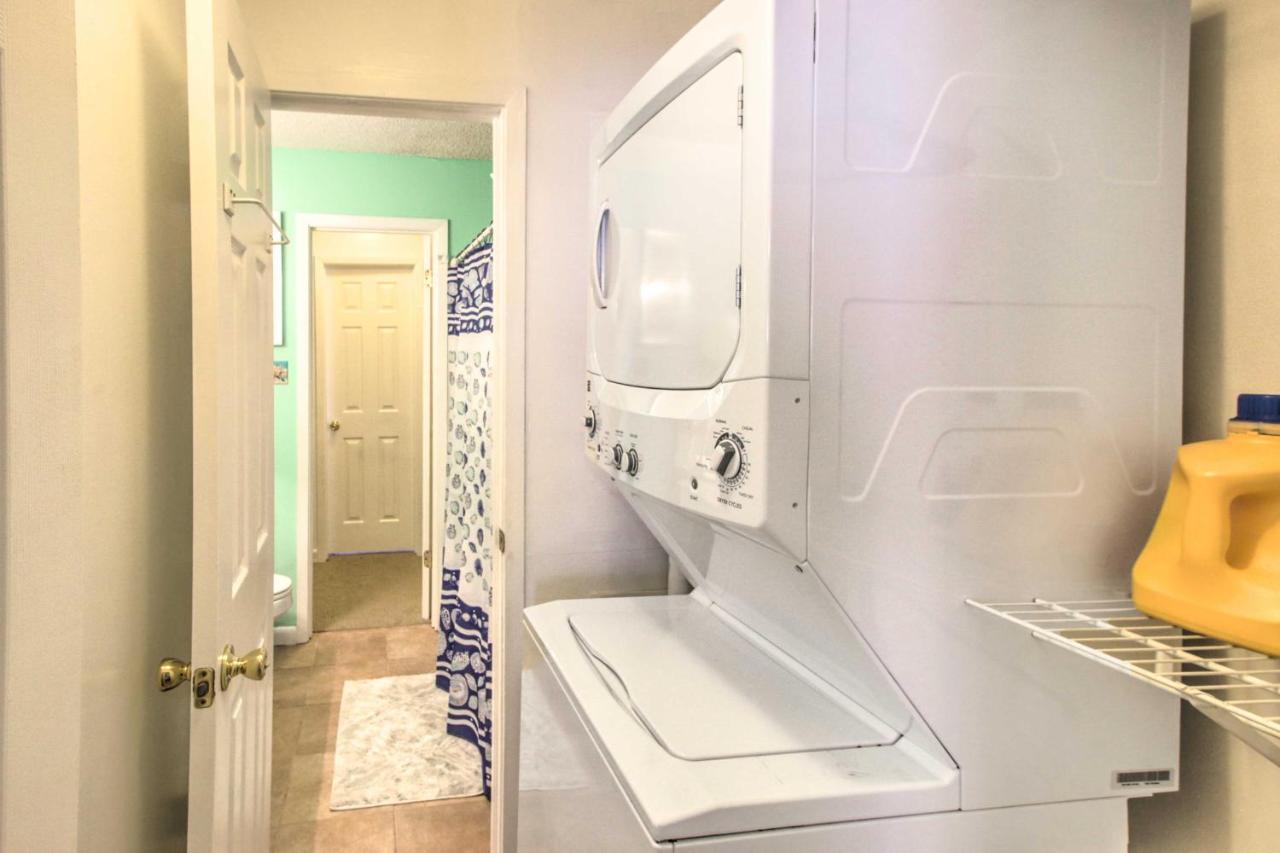 Renovated Pensacola Beach Condo With Community Pool! 외부 사진